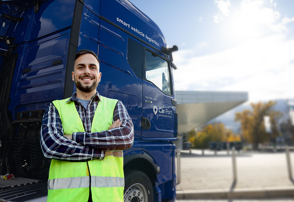 Geschulte und erfahrene LKW-Fahrer garantieren hochqualifizierte Fahrzeugüberführungen – mit modernen, sicheren Autotransportern zuverlässig ans Ziel.